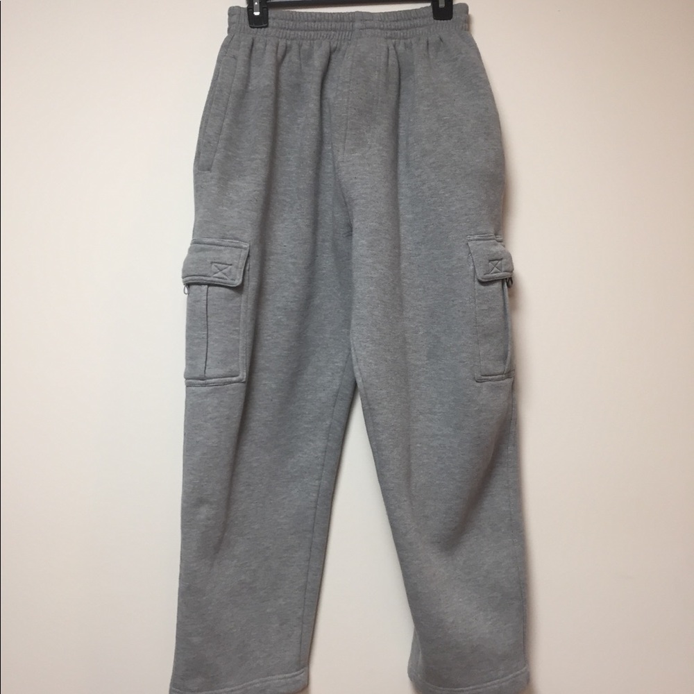 Gray cargo sweatpants medium used good condition